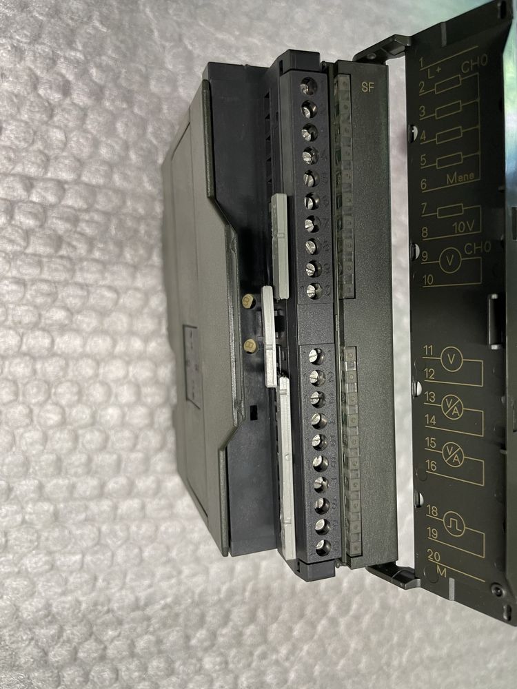 Simens Simatic S7 SM335, AI/AO 335-7HG01-0AB0