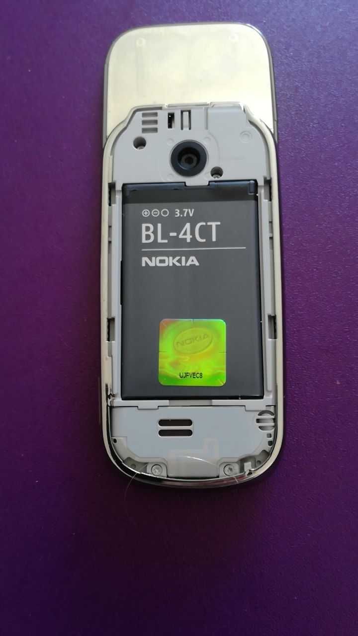 Telemóvel Nokia 7230 Rosa Pristine p/ arranjo ou peças