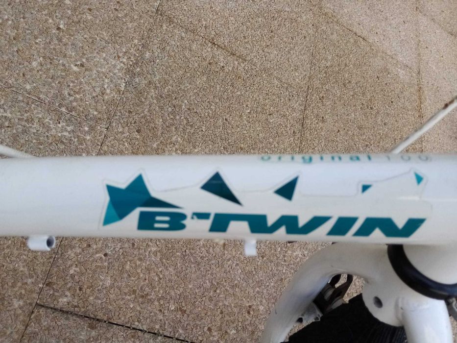 Bicicleta sem mudanças criança