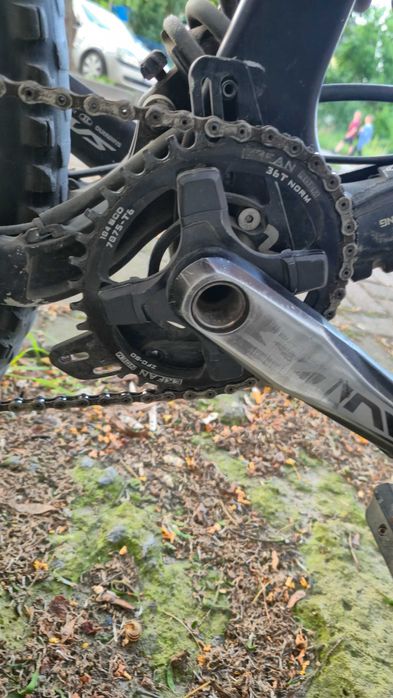 Rower Ns Bikes Fuzz DH 27.5 M Shimano Saint Rock Shox