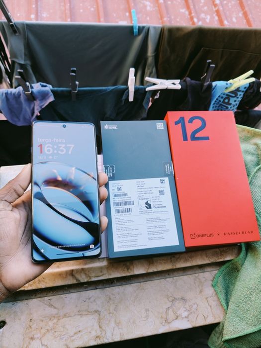 One plus 12 impecável, zero riscos