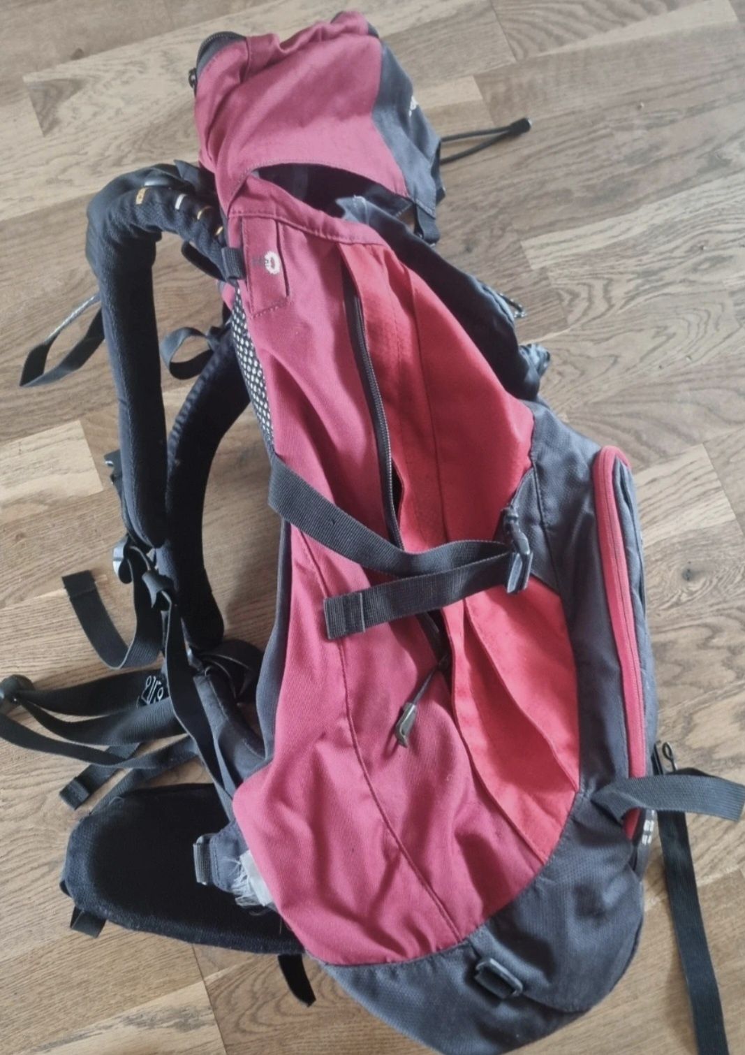 Plecak quechua forclaz 40 decathlon