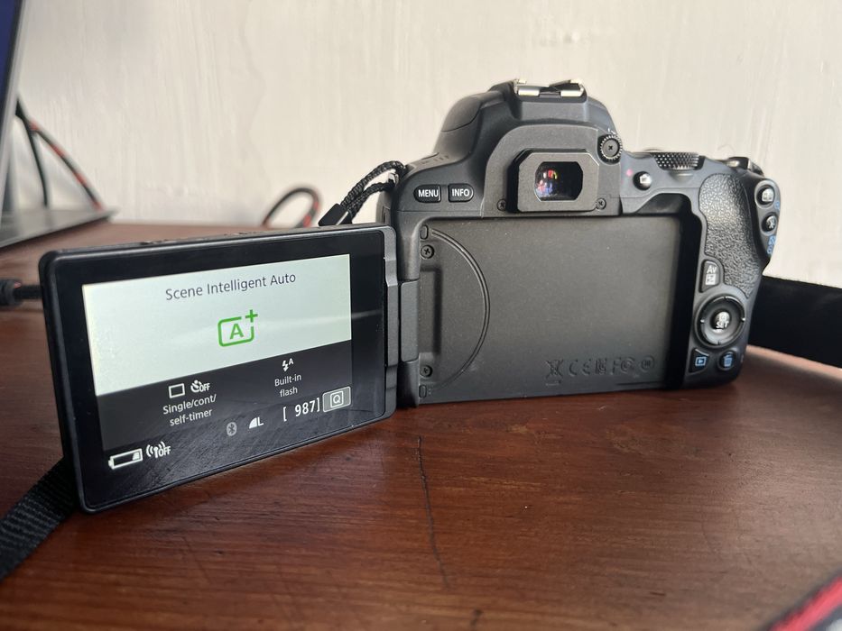 Canon 200d com lebte 18-55