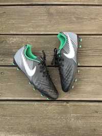 Korki Piłkarskie Nike Magista rozm. 36.5