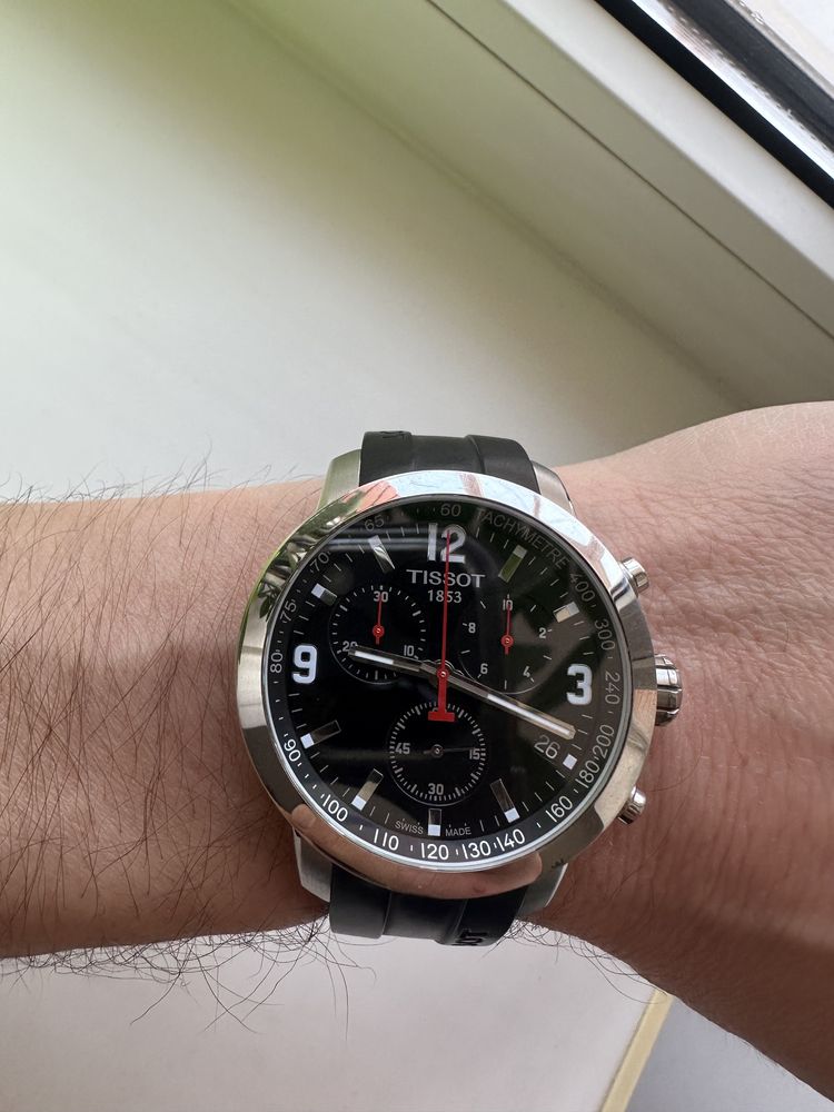 Наручний годинник TISSOT PRC 200 Chronograph