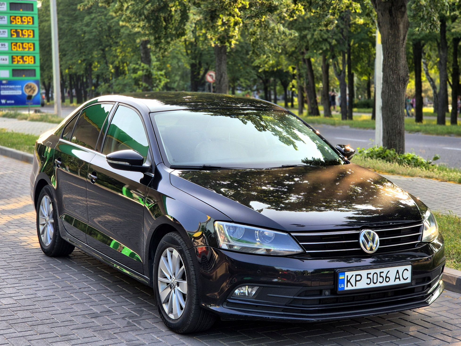 Volkswagen Jetta 2016 1.6 Diesel Automat