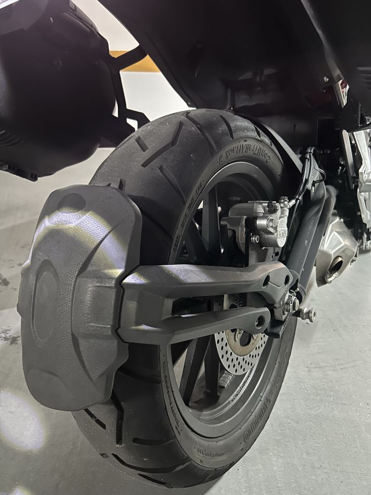 Benelli TRk 502 em excelente estado