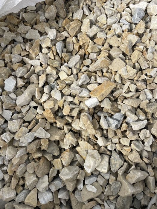Камінь декоративний для ландшафту (галька, крихта)