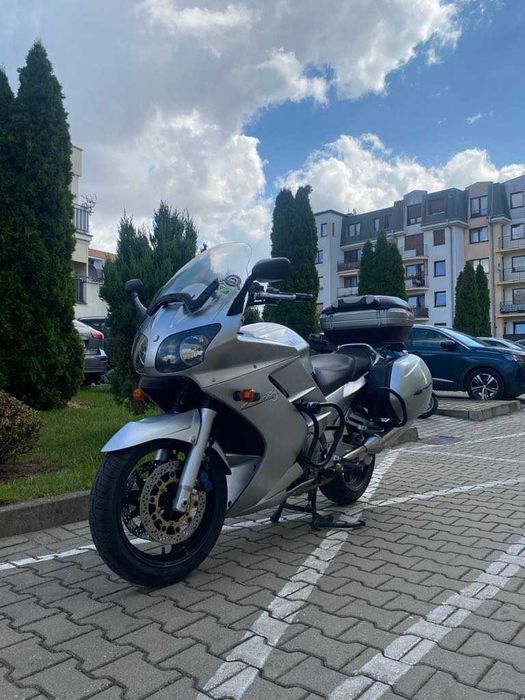 Yamaha FJR 1300 • 2003 • 83 000 km • Turystyk z kuframi