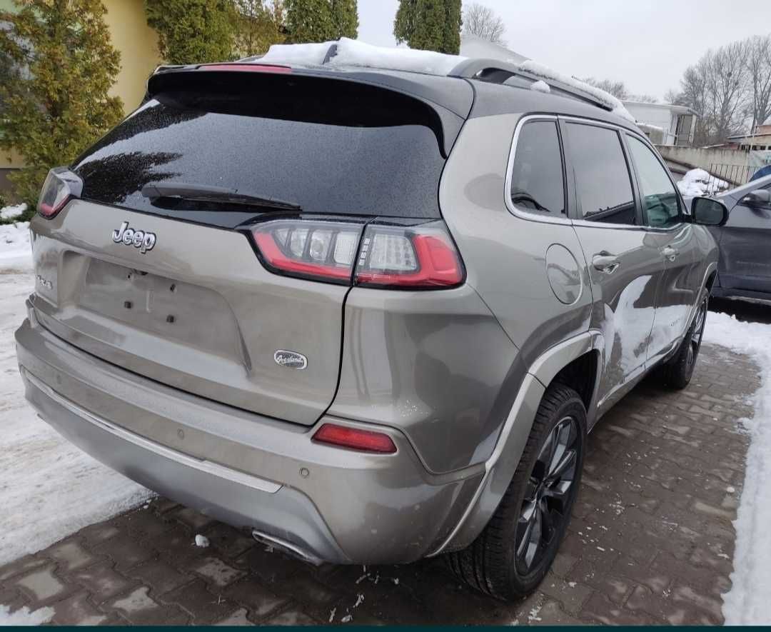 Продам Jeep Cherokee Overland 2,0 turbo 35 m 4×4 2019