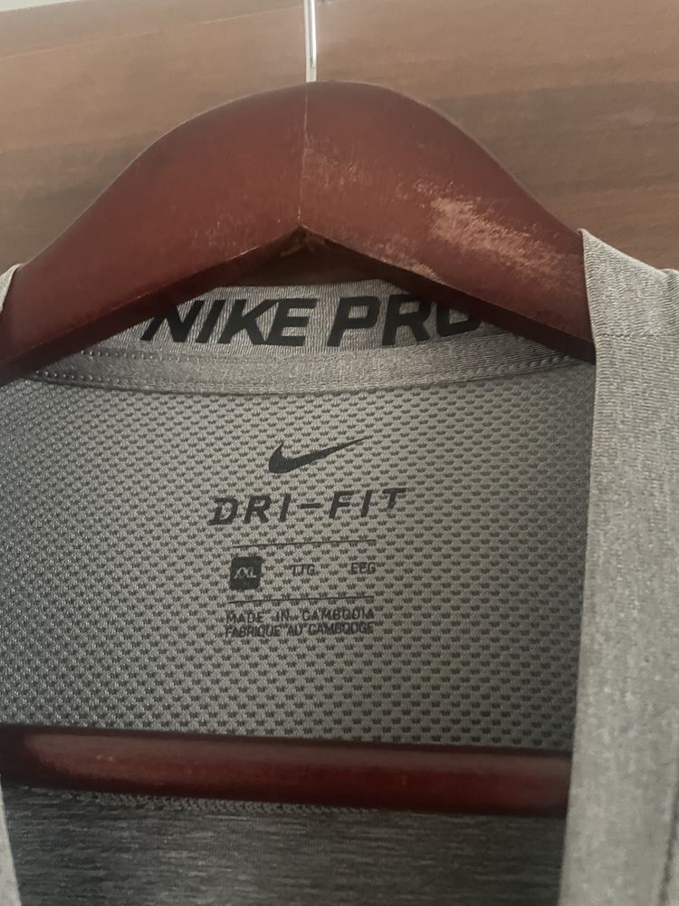 Koszulka sprotowa Nike Pro