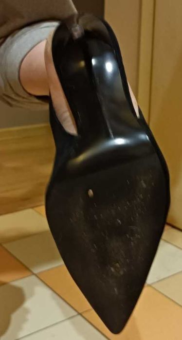 ZARA_Eleganckie Czarne_Szpilki_Zamsz Nat._37_OKAZJA