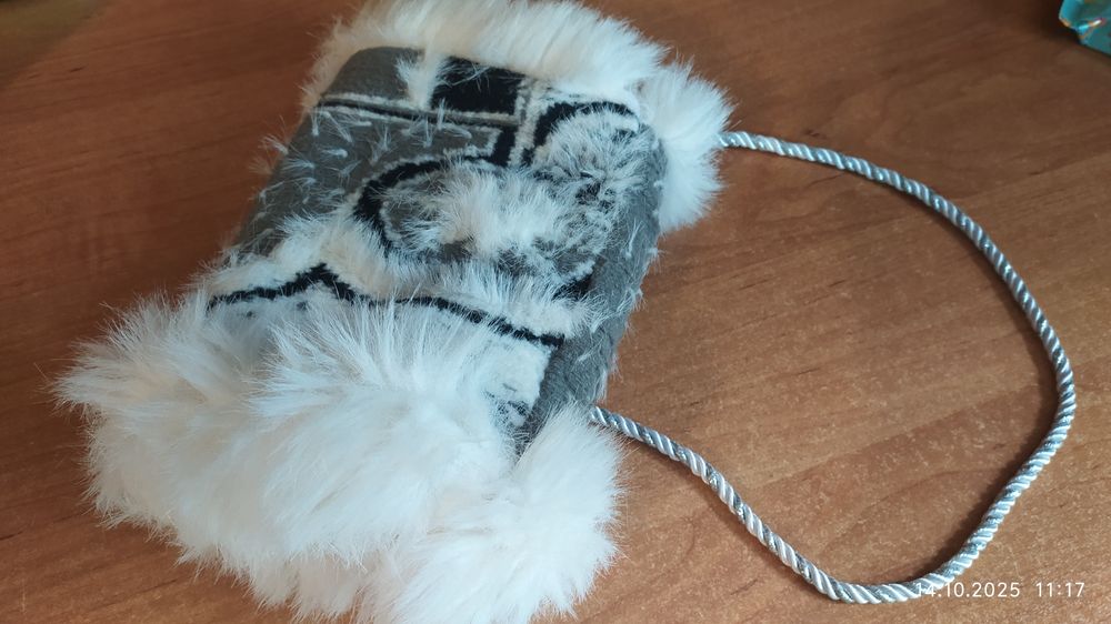 Муфта дитяча для дівчинки.