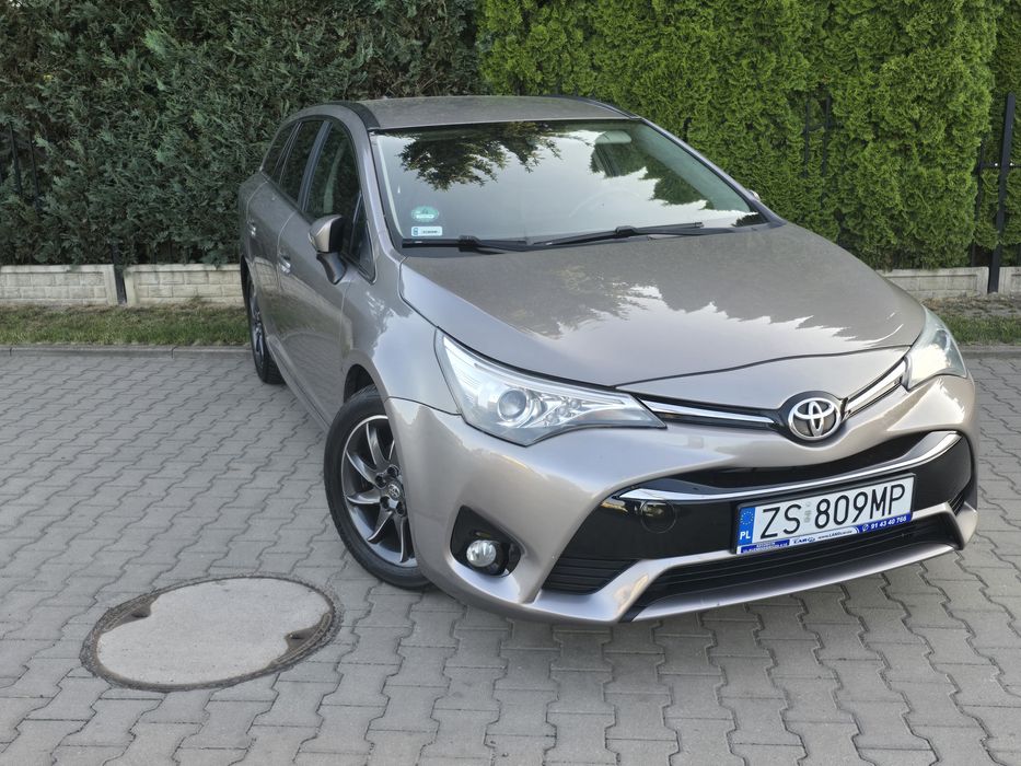 Toyota Avensis 1,6 D4d fajne ladne auto