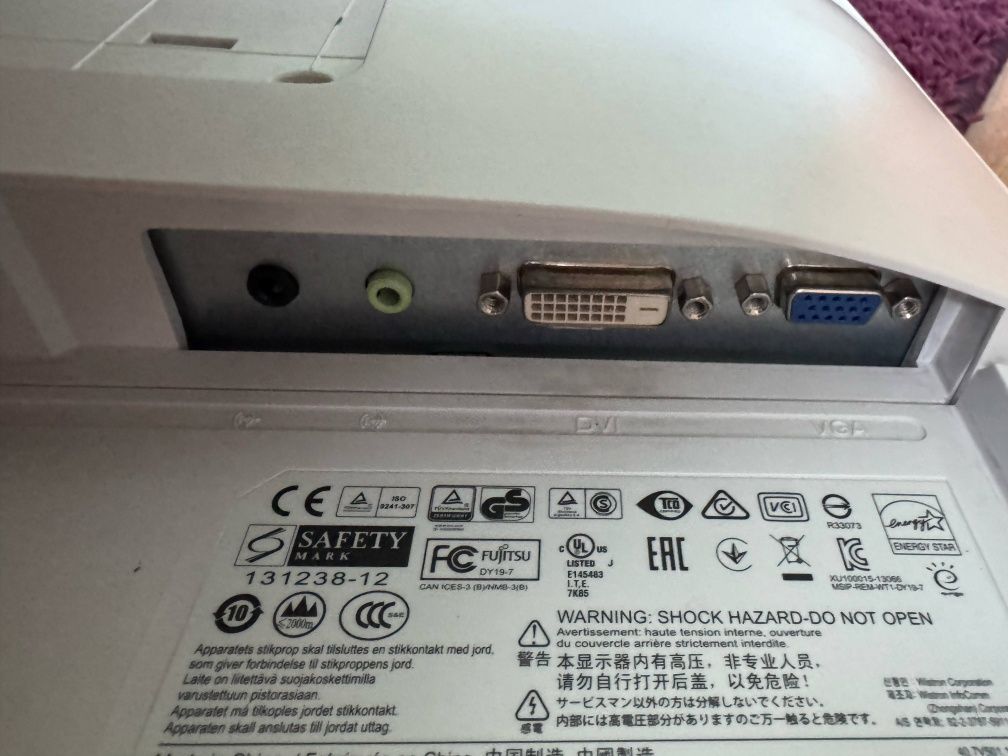 Monitor Fujitsu b19-7 led