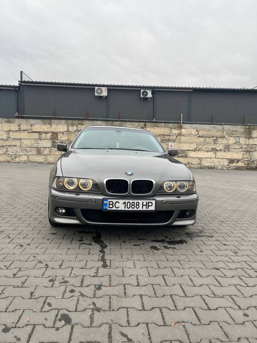 BMW e39 2002 рік автомат