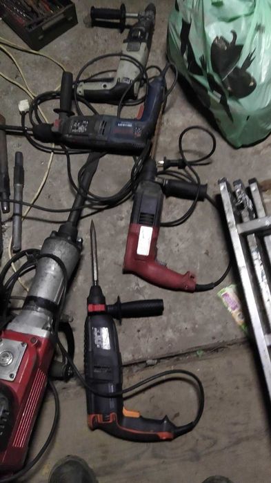 Аренда инструмента: бетонолом, перфоратор, болгарка,  лестница (3х11),