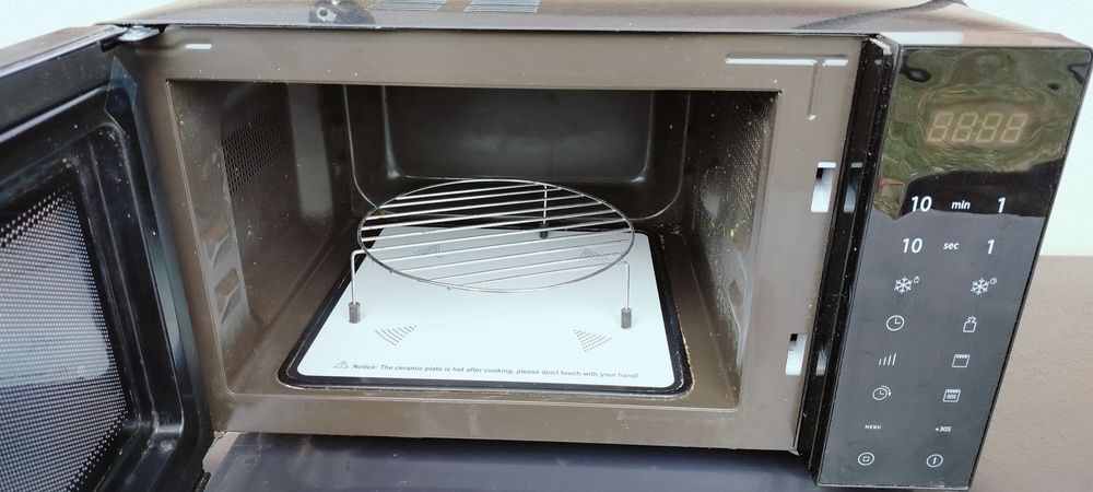 Kuchenka mikrofalowa Amica