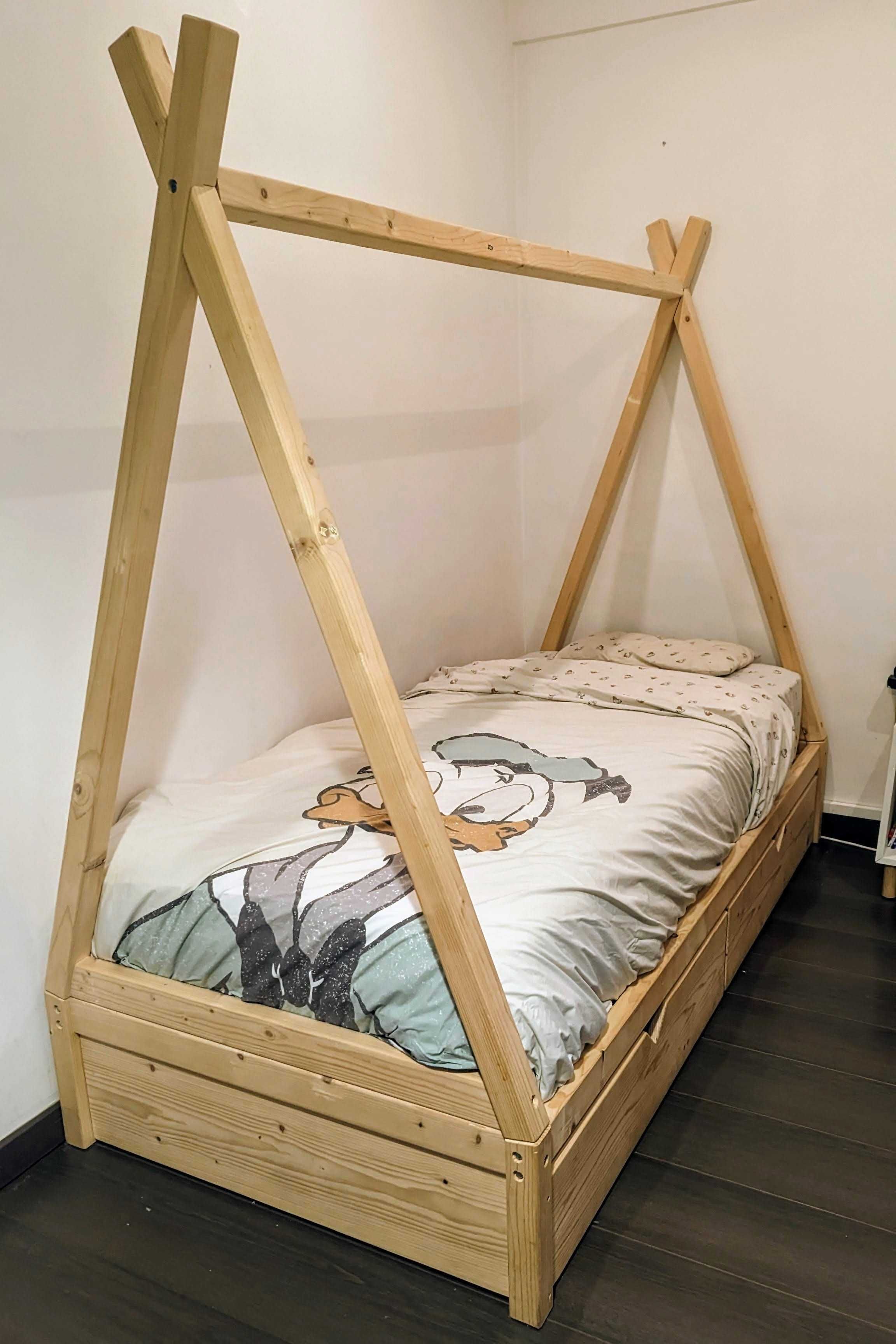 Cama montessori - modelo TIPI, com gavetas de arrumação - como NOVO