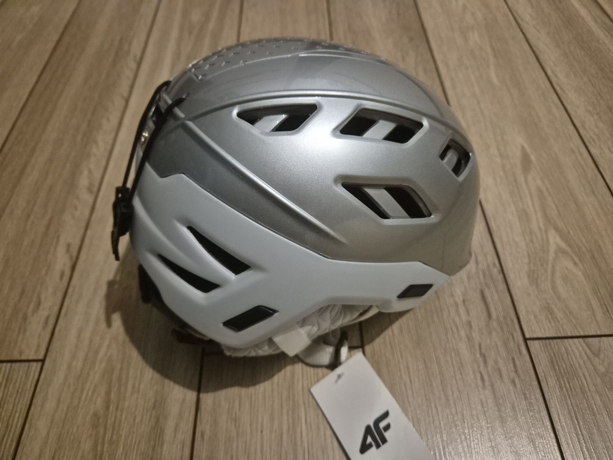 Kask narciarski damski