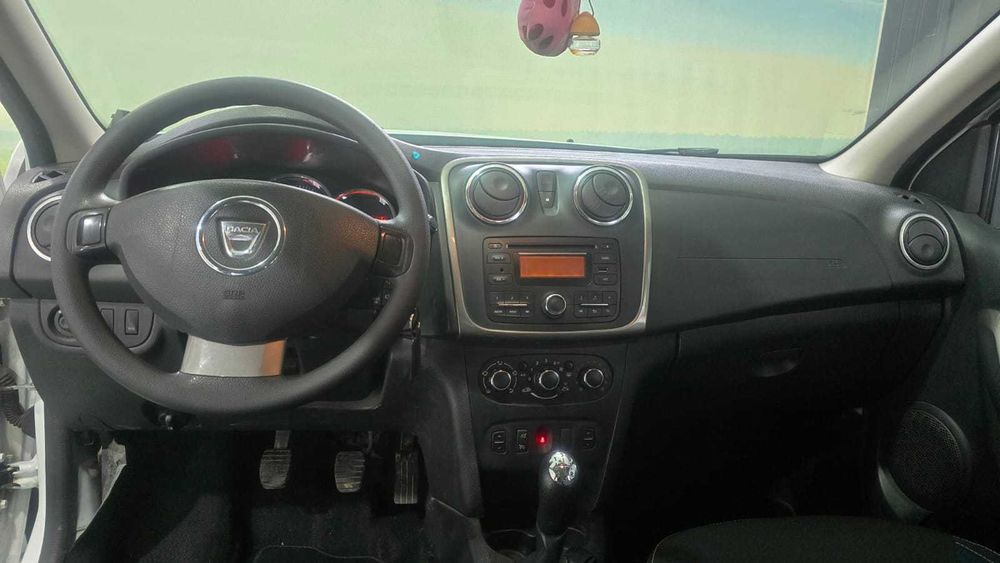 Dacia Logan 0.9 MCV - Salvado
