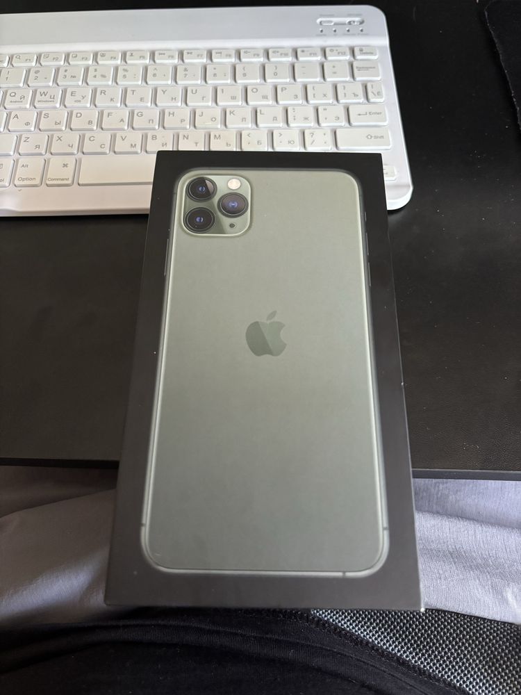 Iphone 11 pro max 256 (на подарунок)