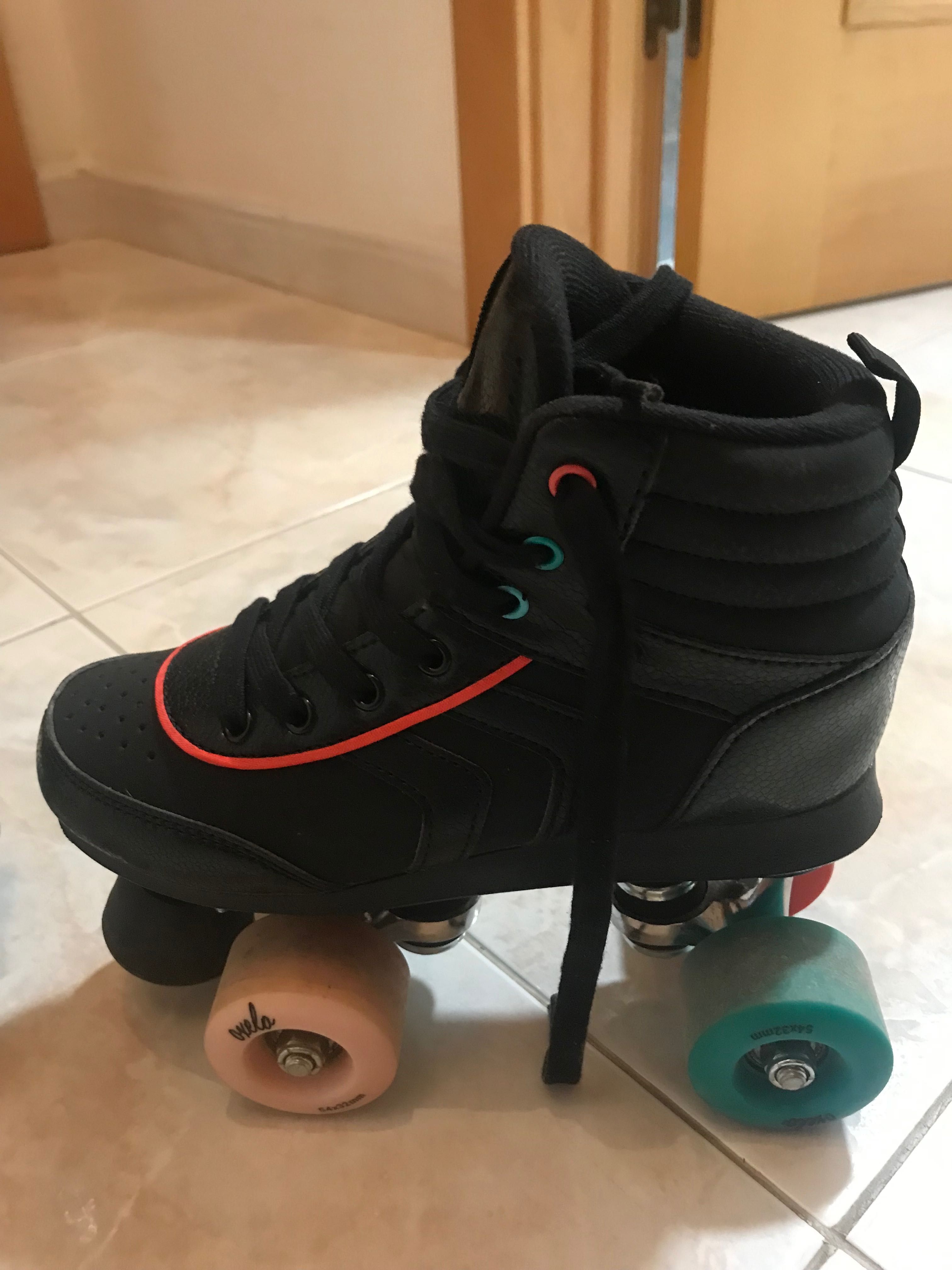 Patins Oxelo com joalheiras e cotoveleiras tamanho 35