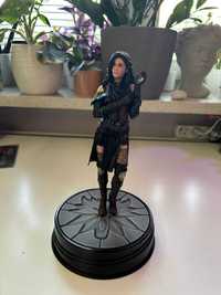 Figurka statuetka Yennefer Wiedźmin 3 Dziki Gon od Dark Horse