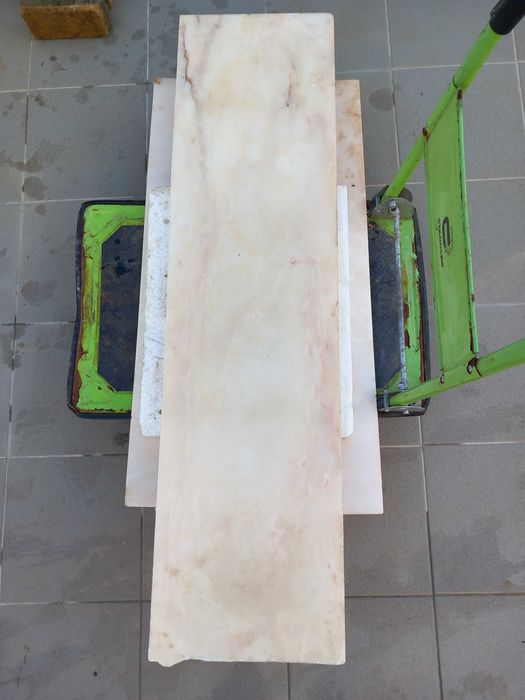 Pedra mármore em tons de rosa