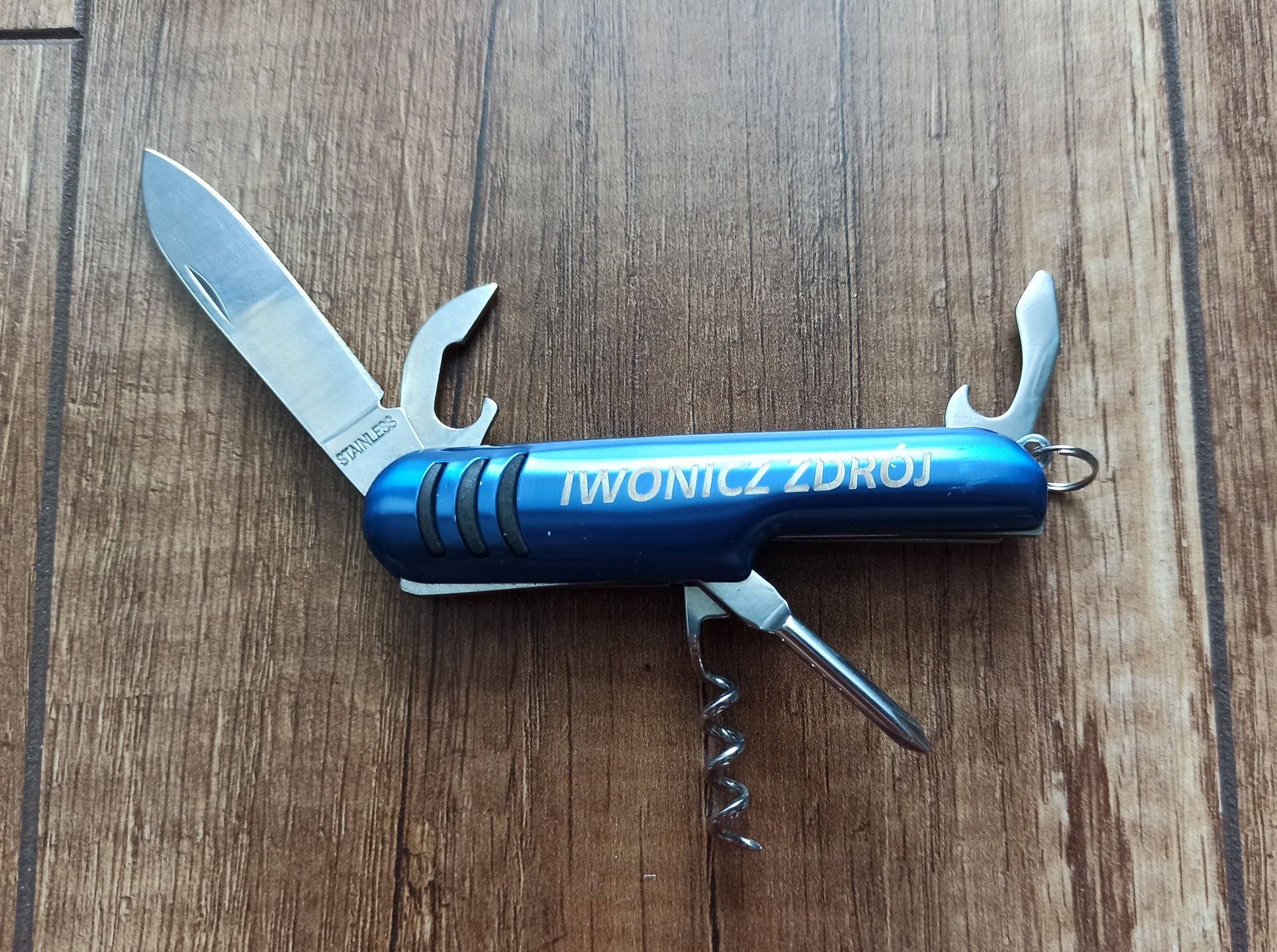 Scyzoryk multitool nóż wielofunkcyjny