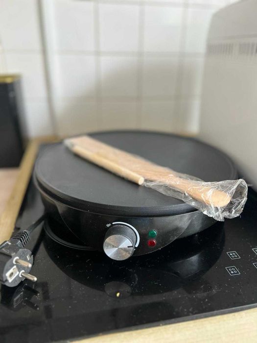 Maquina de pão e crepeira semi novos