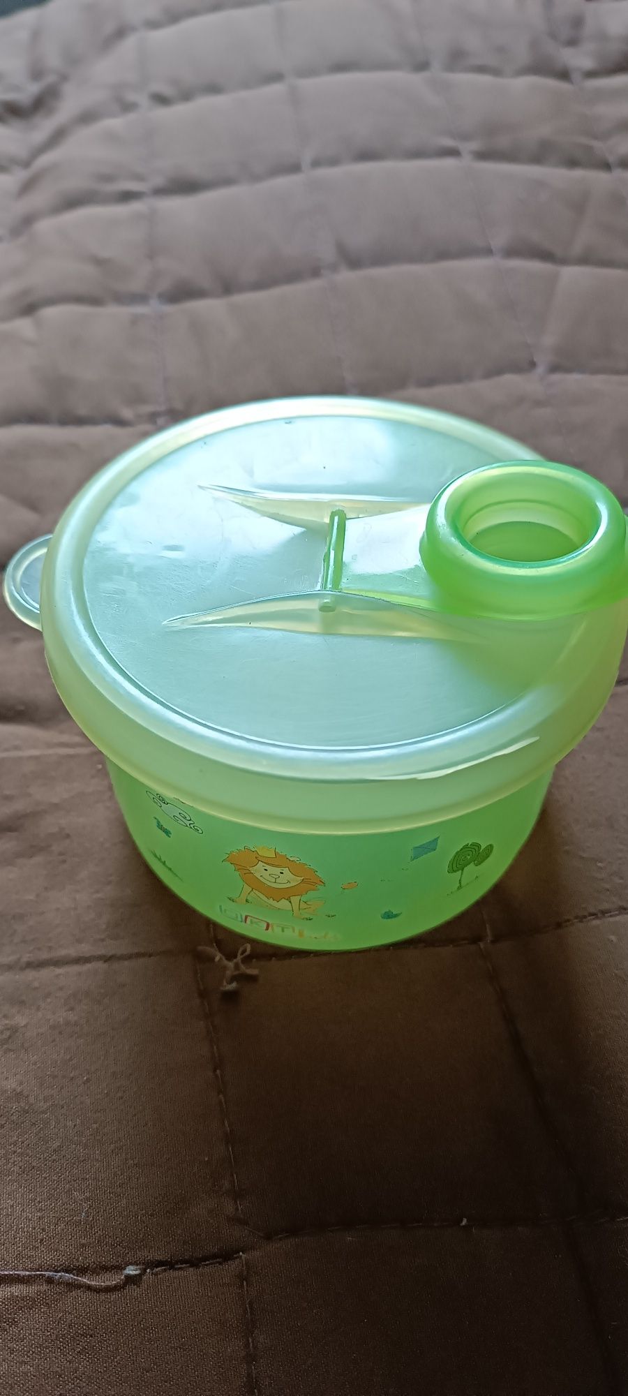 Podgrzewacz do butelek, pojemnik na mleko, śliniak silikonowy