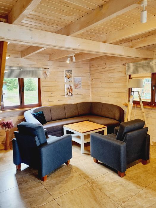 Domek nad jeziorem z linią brzegową na Mazurach Ryn Rybical - Staś