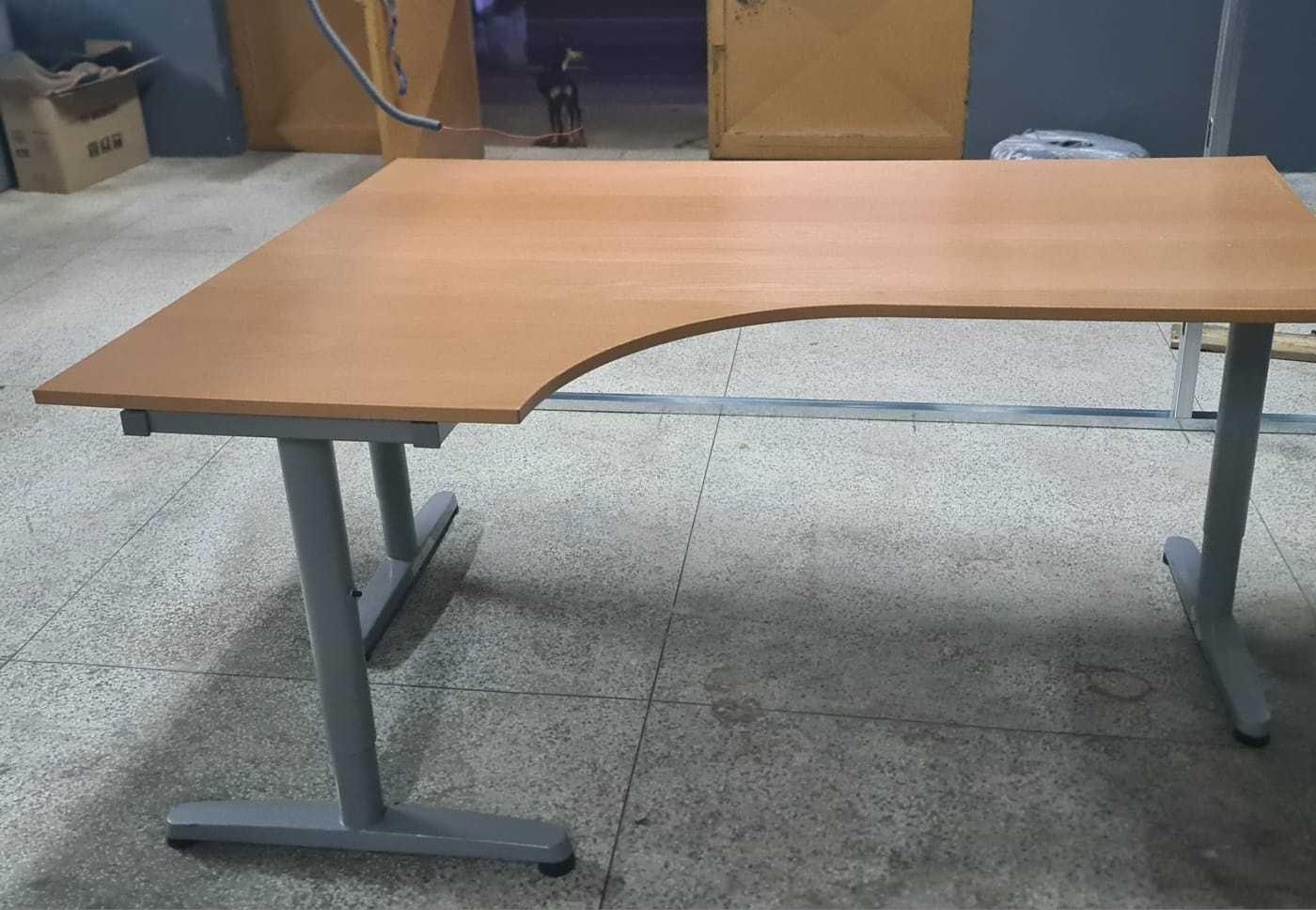 Mesas de Escritório como Novas