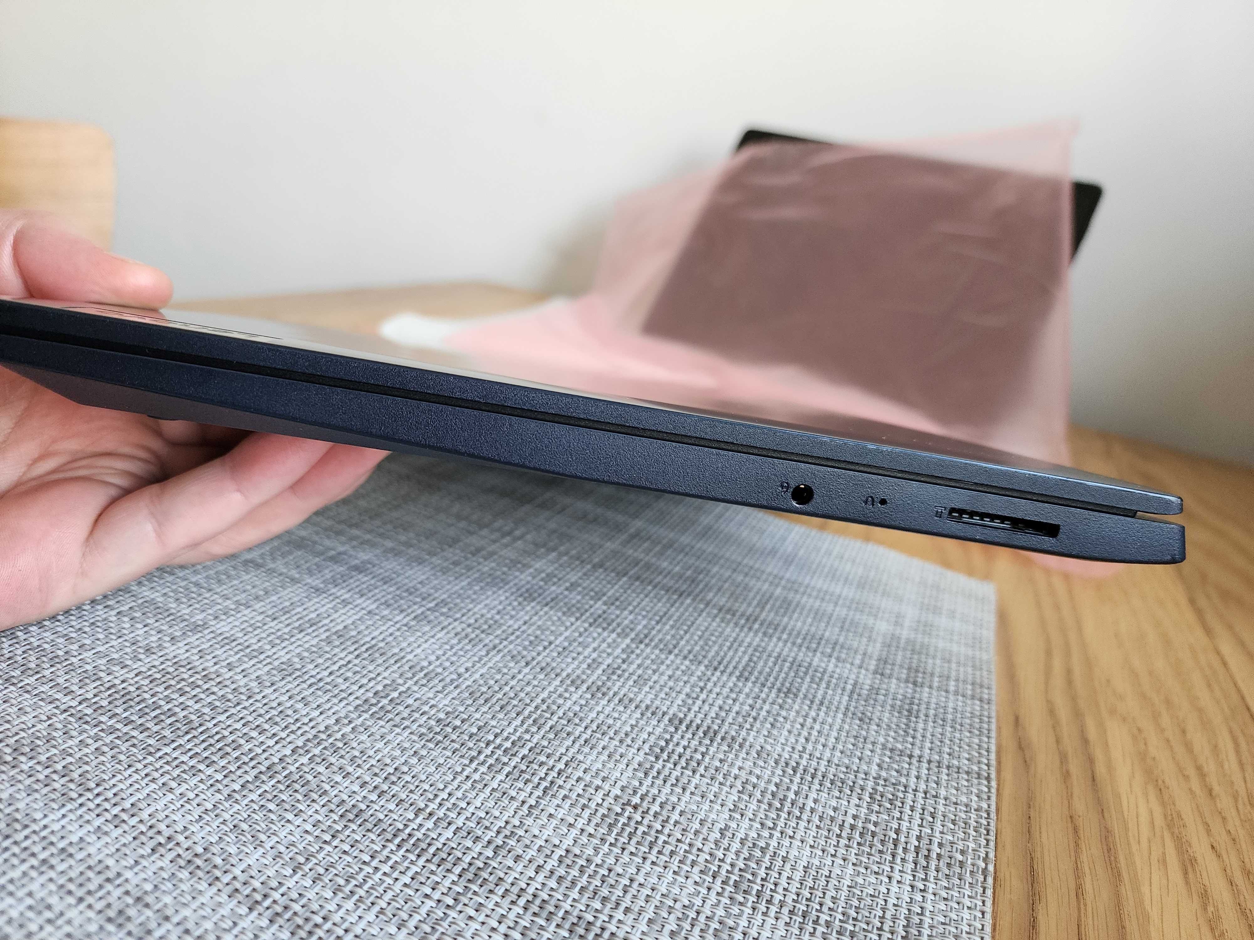Lenovo Ideapad 3 15IIL05 15.6" FHD 8/256GB i5-1035G1 що Новий