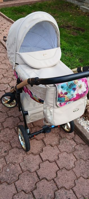 Wózek dziecięcy firmy Wiejar 4w1