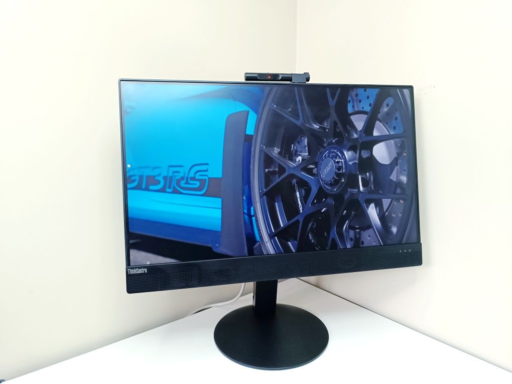 Моноблок Lenovo ThinkCentre M920z/i3-8100/8GB/256GB/24"/IPS
