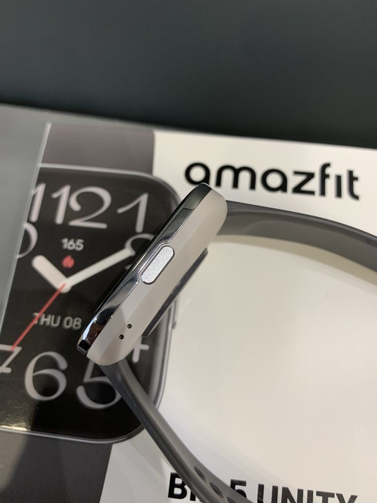 Смарт-годинник Amazfit Bip 5 Unity