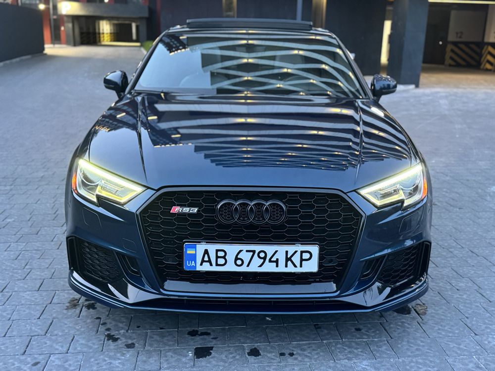 Терміново  AUDI A3 (RS3 пакет) Рестайлінг 2017 рік