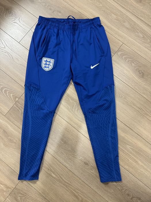 Штани спортивні Nike England розмір М стан нових