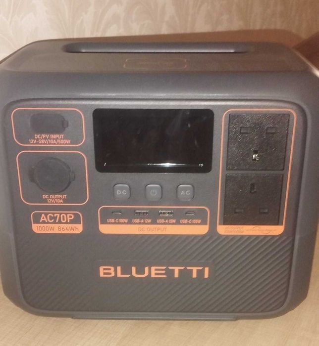 Зарядная станция Bluetti AC70P 1000W