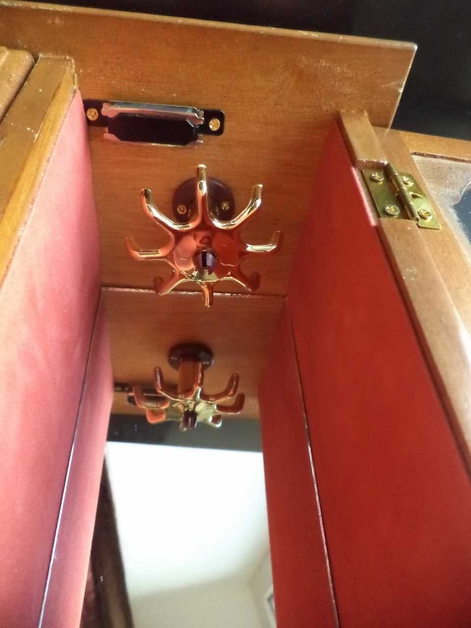 шкаф для бижутерии шкатулка органайзер
