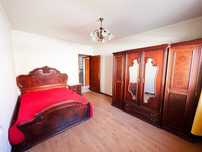 Mobília de quarto em Madeira de Alta Qualidade