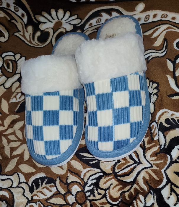 Комнатные теплые тапочки дешево