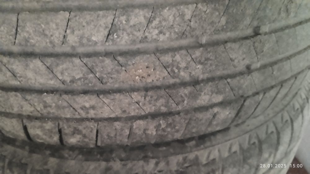 Продам літні шини бріджстоуни з титаними 5*100