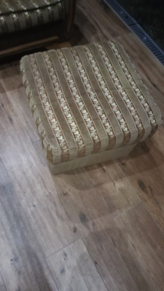 Sofa rozkładana dwu osobowa