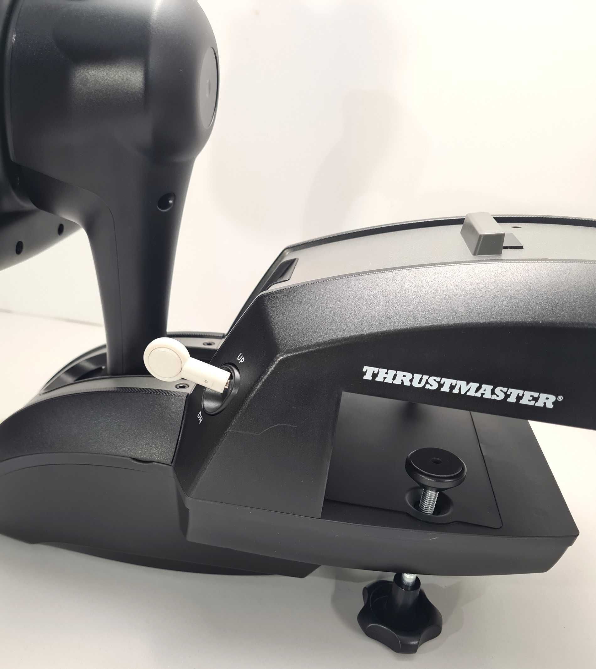 Thrustmaster TCA Yoke Boeing Edition