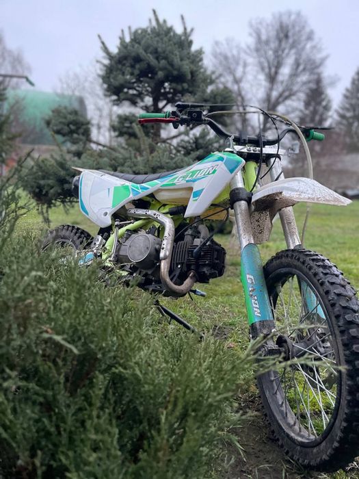 Продам пит байк G Lion 150