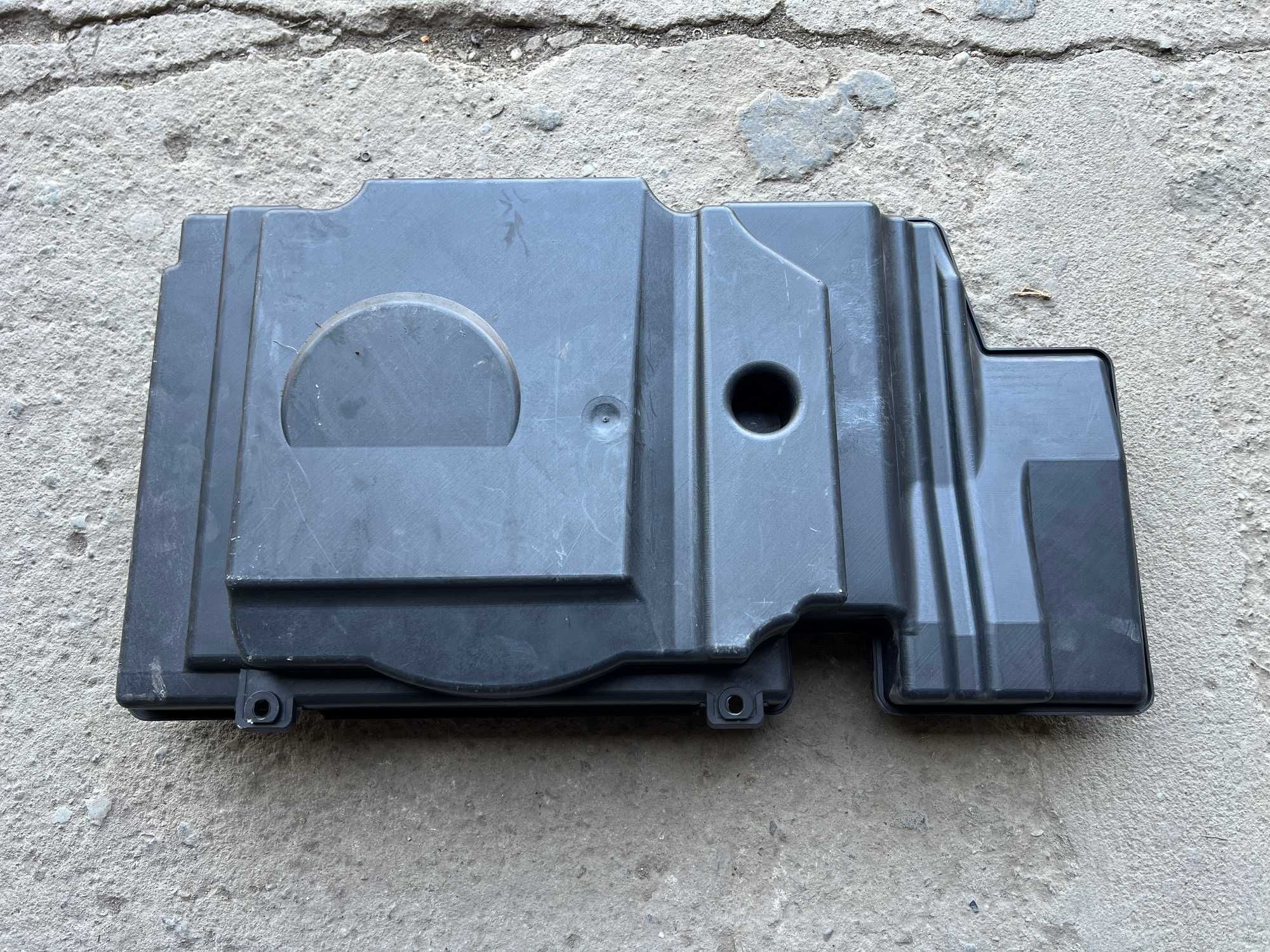 głośnik basowy subwoofer Bang&Olufsen B&O Audi A8 D3 4E