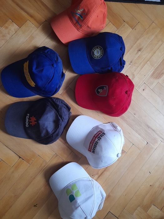 Колекційні кепки з виборів